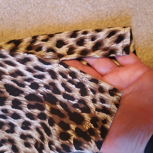 Croft & Barrow leopard print blouse. Size 2X - Picture 11 of 13